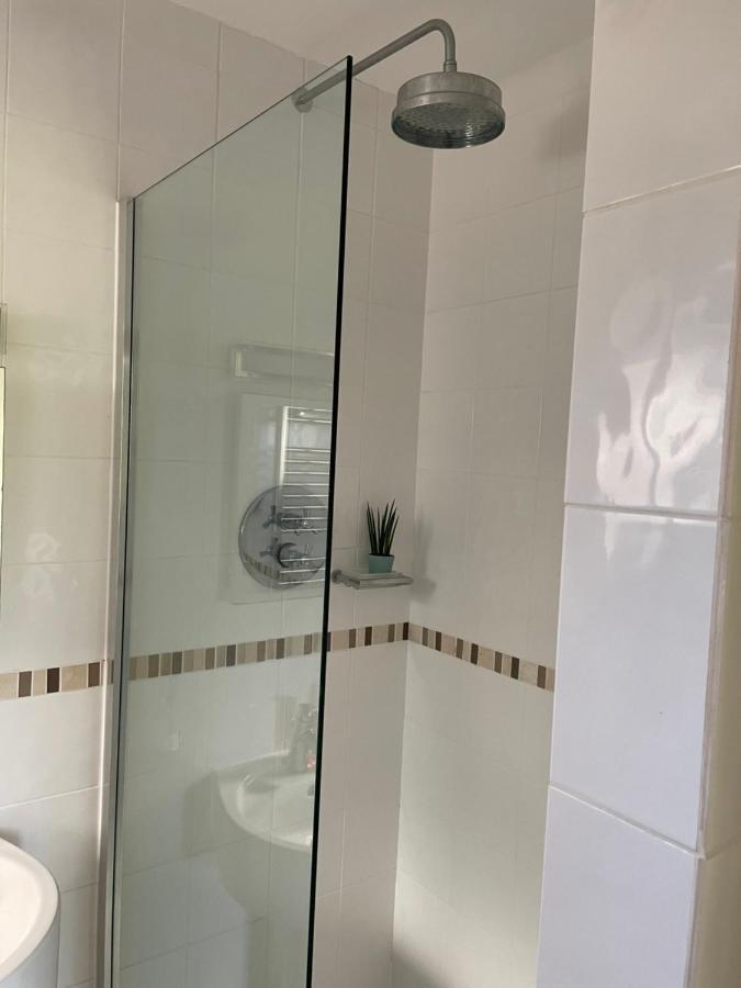 מילפורד און סי Cliff Top Garden Room מראה חיצוני תמונה