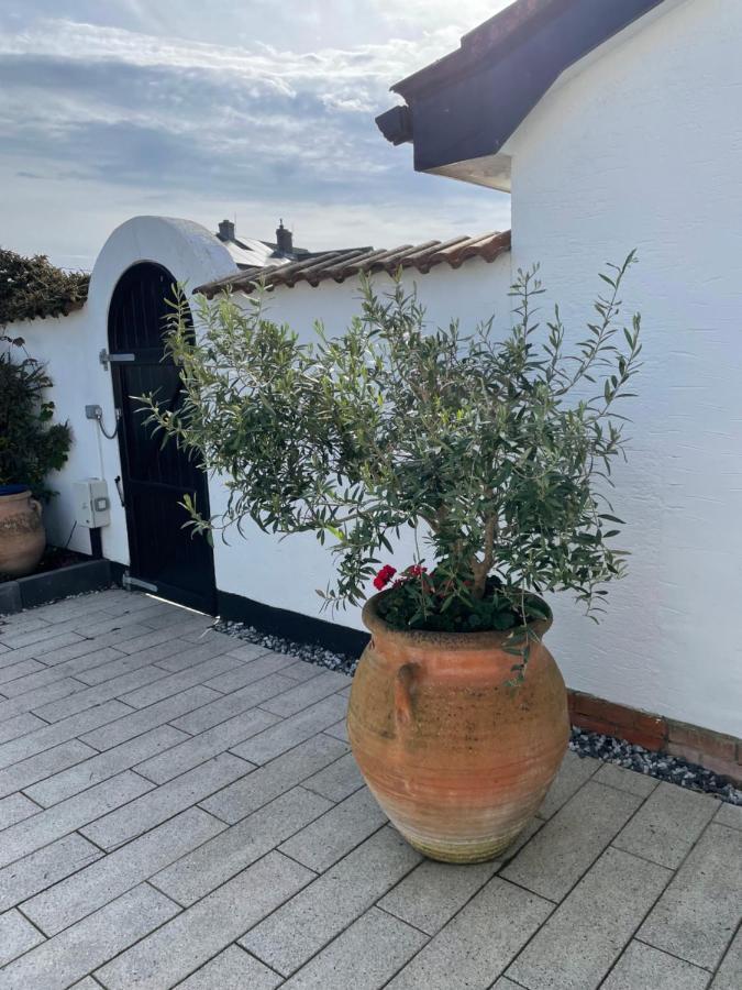 מילפורד און סי Cliff Top Garden Room מראה חיצוני תמונה
