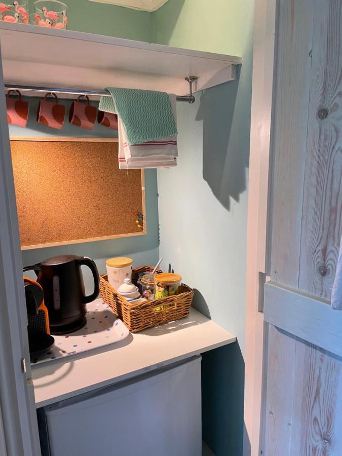 מילפורד און סי Cliff Top Garden Room מראה חיצוני תמונה
